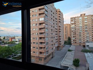 Piso en venta en Ciutat Jardí en Valencia