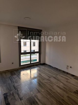 Piso en venta en Huerta del Pilar en Sevilla
