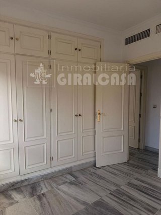 Piso en venta en Huerta del Pilar en Sevilla