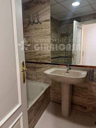 Piso en venta en Huerta del Pilar en Sevilla