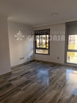 Piso en venta en Huerta del Pilar en Sevilla