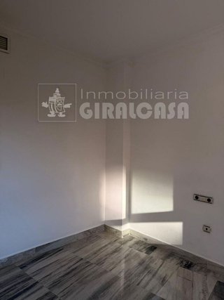 Piso en venta en Huerta del Pilar en Sevilla