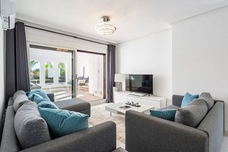 Piso en venta en Nueva Andalucía centro en Marbella