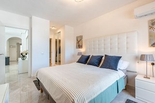 Piso en venta en Nueva Andalucía centro en Marbella