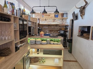 Local comercial en venta en Playa Bajadilla - Puertos en Marbella