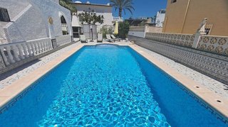 Chalet en venta en San Miguel de Salinas