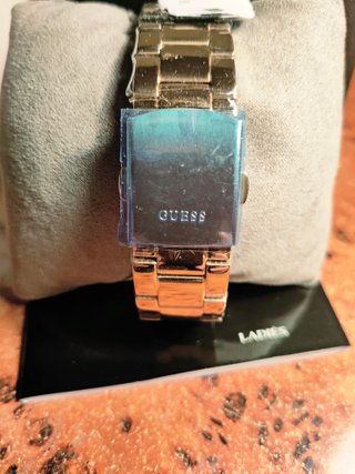 Reloj GUESS nuevo multicolor