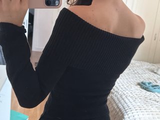 Bershka Top Negro Hombros Descubiertos