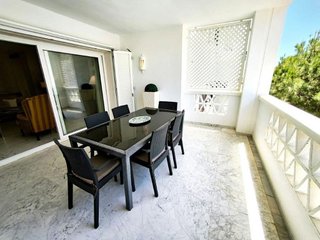 Piso en alquiler en Puerto Banús en Marbella