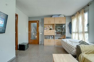 Piso en venta en La Verneda i la Pau en Barcelona