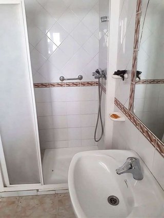 Casa adosada en venta en Jimena de la Frontera