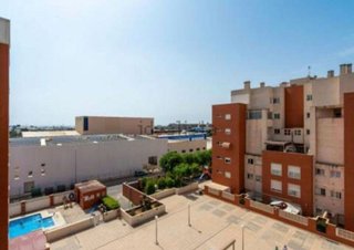 Piso en alquiler en Los Molinos - Villa Blanca en Almería