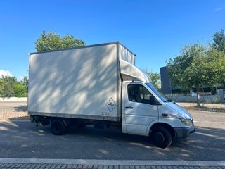 Mercedes-Benz Sprinter - CON PLATAFORMA