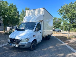 Mercedes-Benz Sprinter - CON PLATAFORMA