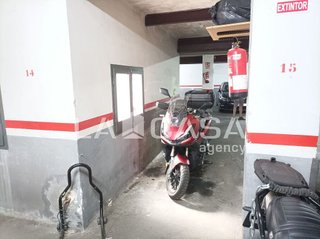 Garaje en venta en Riu en Santa Coloma de Gramanet