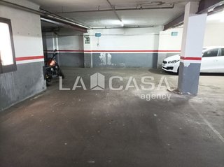 Garaje en venta en Riu en Santa Coloma de Gramanet