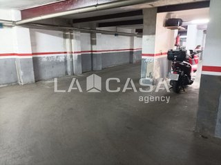 Garaje en venta en Riu en Santa Coloma de Gramanet