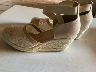 Sandalias cuña verano