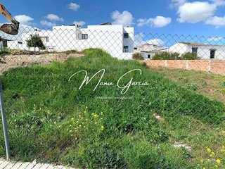 Terreno en venta en Lucena