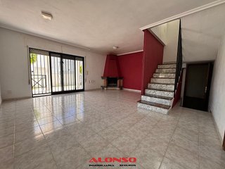 Casa pareada en venta en Cala del Puntal  en Vinaròs