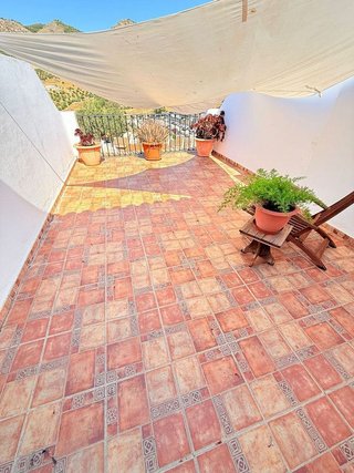 Casa adosada en venta en Álora