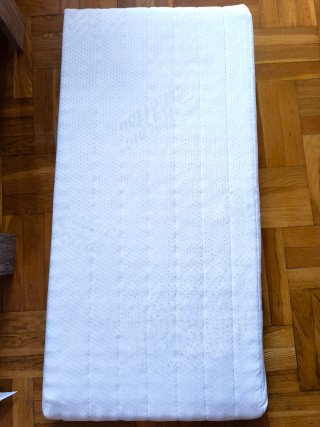 Cuna Blanca Mundibebe + Colchón.