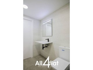 Piso en alquiler en El Congrés i els Indians en Barcelona