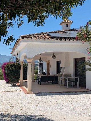 Chalet en alquiler en Nueva Andalucía centro en Marbella