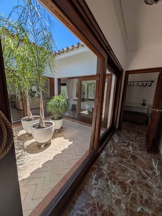 Chalet en alquiler en Nueva Andalucía centro en Marbella