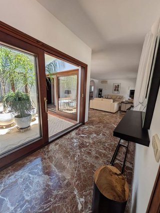 Chalet en alquiler en Nueva Andalucía centro en Marbella