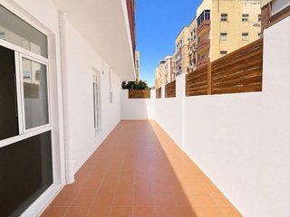 Piso en venta en Ciudad Jardín - Tagarete - El Zapillo en Almería