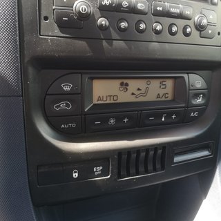 Peugeot 1007 1.4VTI AUTOMÁTICO Gasolina