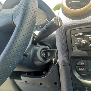 Peugeot 1007 1.4VTI AUTOMÁTICO Gasolina