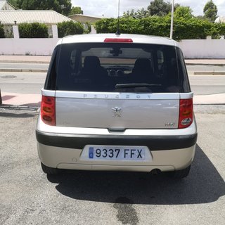 Peugeot 1007 1.4VTI AUTOMÁTICO Gasolina