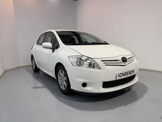 Toyota Auris 90D Active