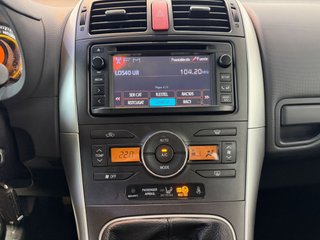 Toyota Auris 90D Active