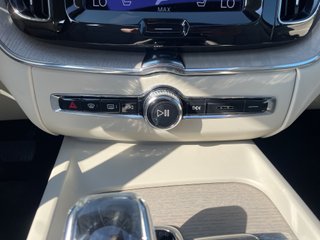 XC60 2.0 B5 D AWD Inscription Auto