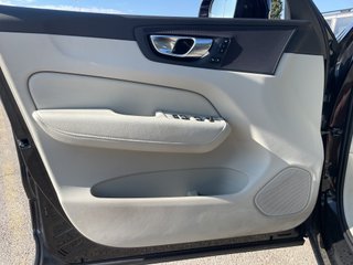 XC60 2.0 B5 D AWD Inscription Auto