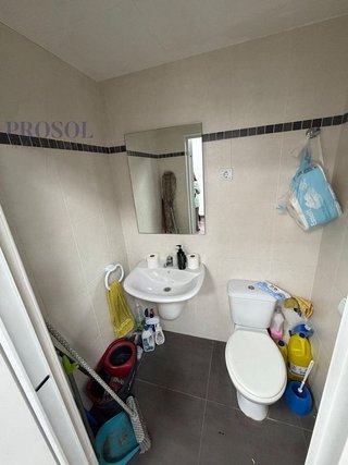 Local comercial en venta en Piscinas en Villarreal