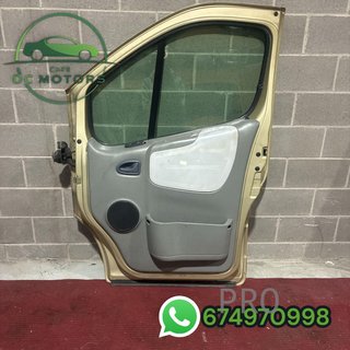 Puerta delantera derecha renault trafic II