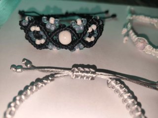 Braccialetti in macramè