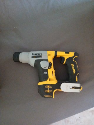 Taladro DeWALT 18V XR Brushless
