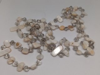 Collana lunga madreperla 120-130 cm