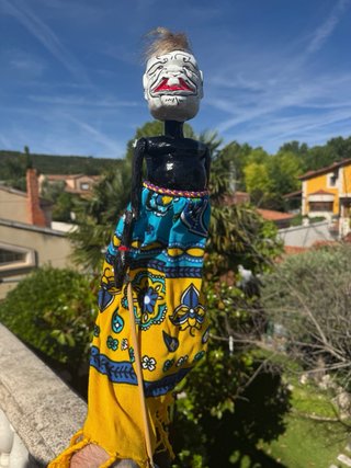 Marioneta tradicional de madera