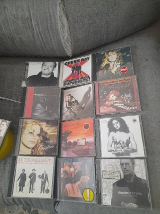 CD musicali internazionali - 3 euro cad.
