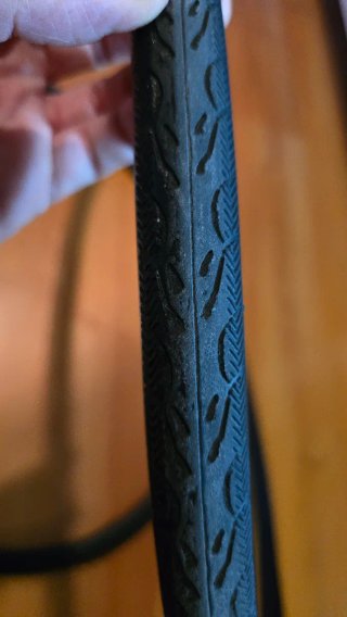 Neumáticos Macizos 700c x 23