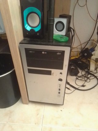PC Torre con processore Intel i3 e 8 GB RAM