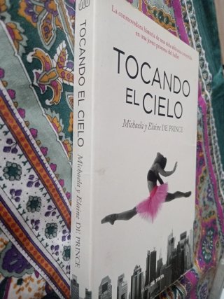 "TOCANDO EL CIELO"4€+regalito