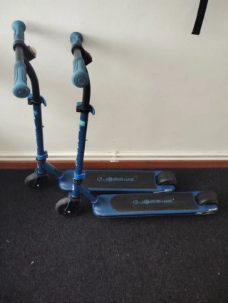 Patinete eléctrico infantil azul (2 unidades)