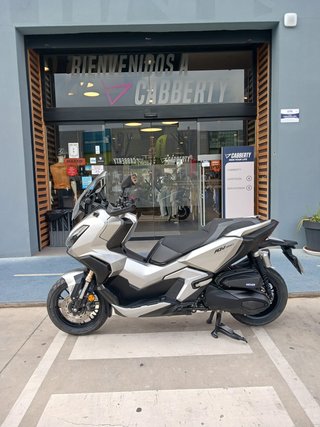 Honda ADV 350 Maxi Scooter Automática